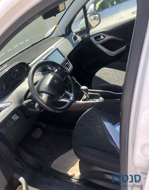 2016' Peugeot 2008 פיג'ו photo #3