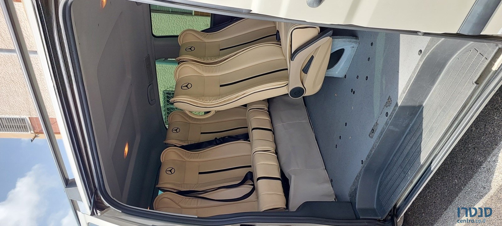 2013' Mercedes-Benz Vito W639 photo #6