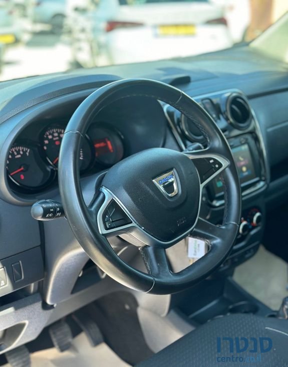 2022' Dacia Lodgy דאצ'יה לודג'י photo #2