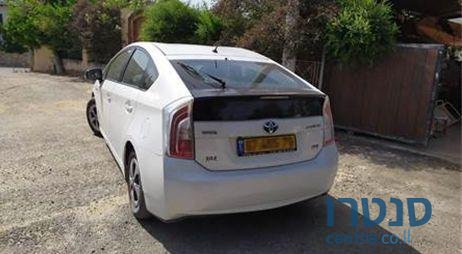2013' Toyota Prius טויוטה פריוס photo #3