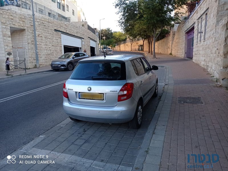 2013' Skoda Fabia סקודה פאביה photo #2