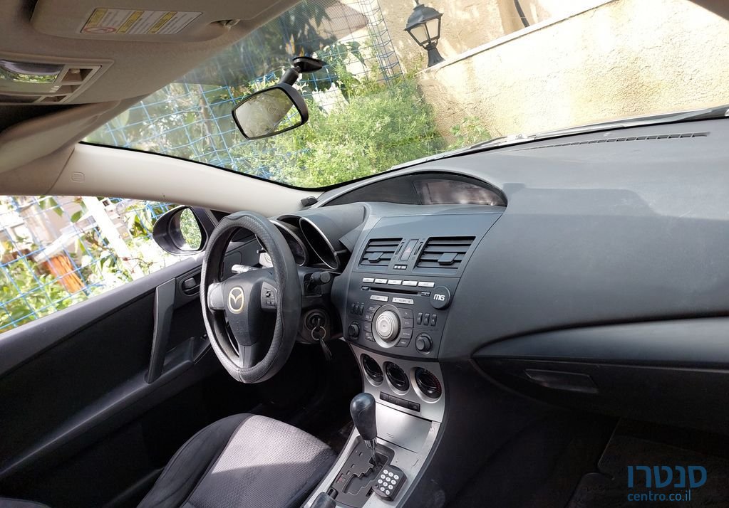 2009' Mazda 3 מאזדה photo #4