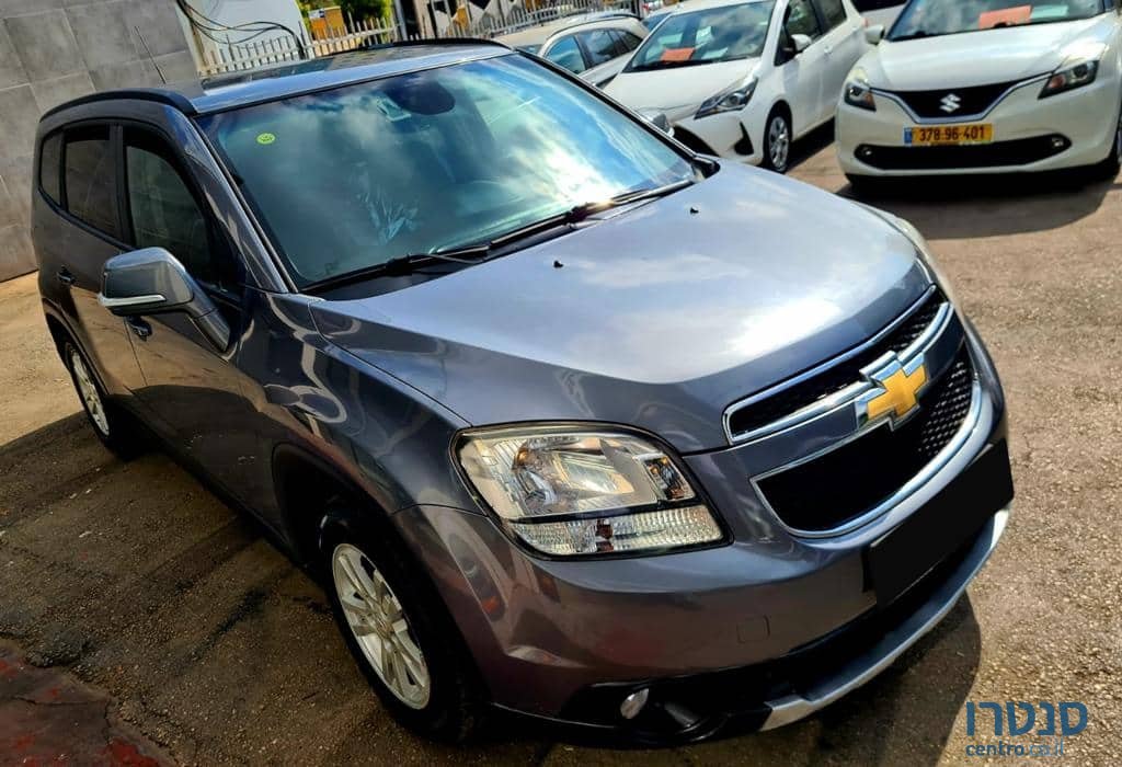 2016' Chevrolet Orlando photo #2
