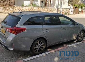 2015' Toyota Auris טויוטה אוריס photo #1