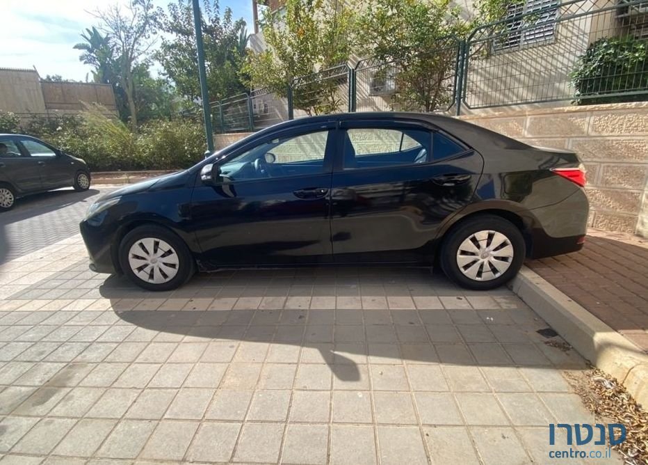 2016' Toyota Corolla טויוטה קורולה photo #1