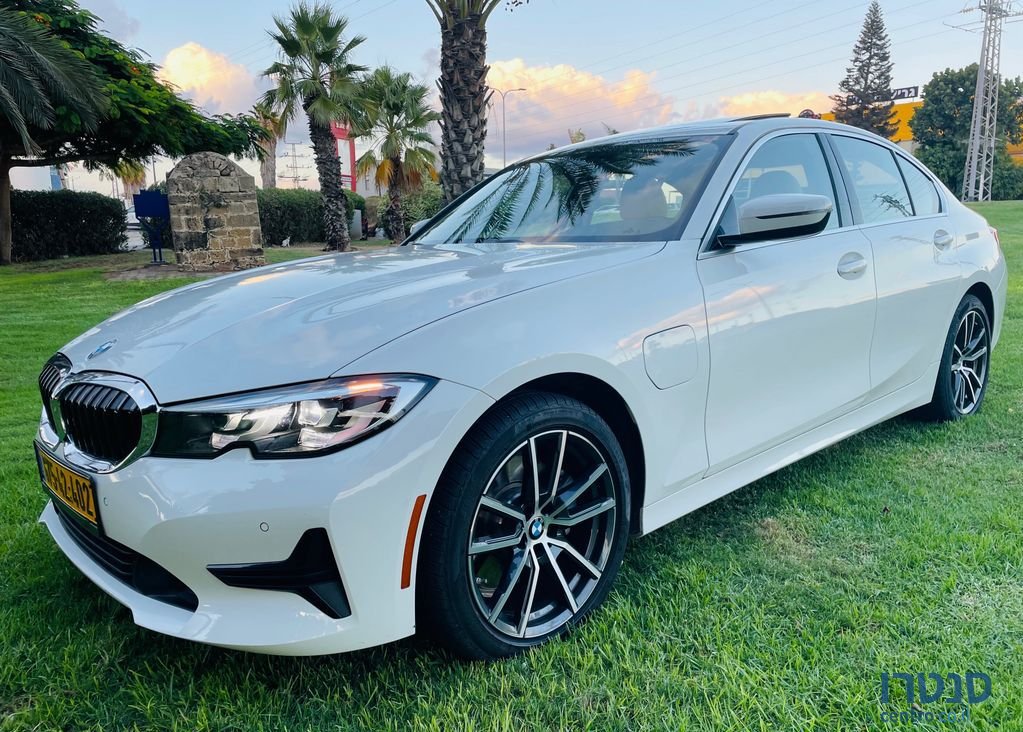 2022' BMW 3 Series ב.מ.וו סדרה 3 photo #4