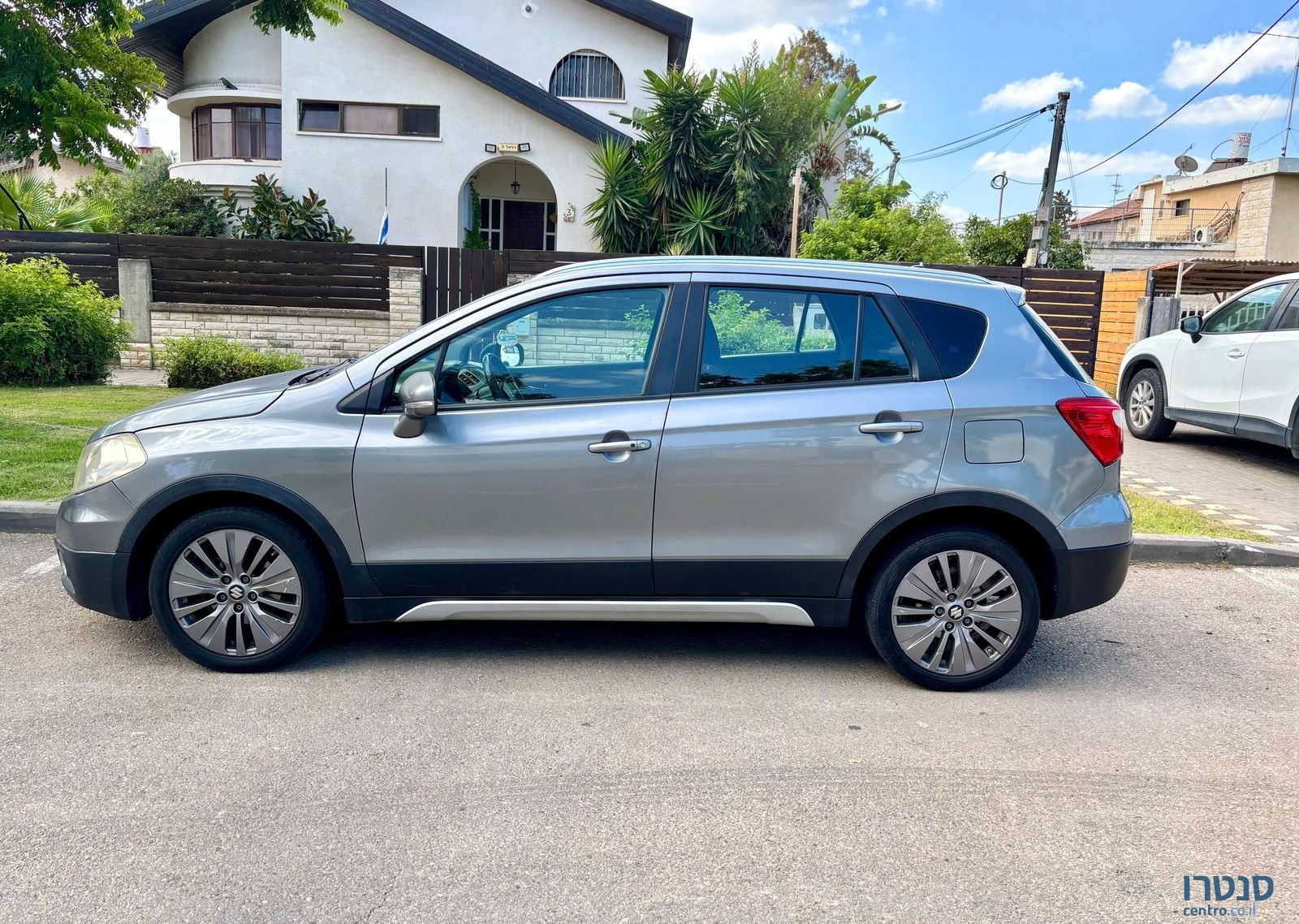 2016' Suzuki Crossover סוזוקי קרוסאובר photo #3