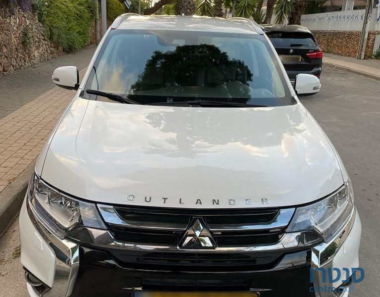 2018' Mitsubishi Outlander מיצובישי אאוטלנדר photo #3