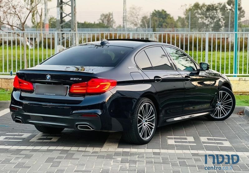 2019' BMW 5 Series ב.מ.וו סדרה 5 photo #3