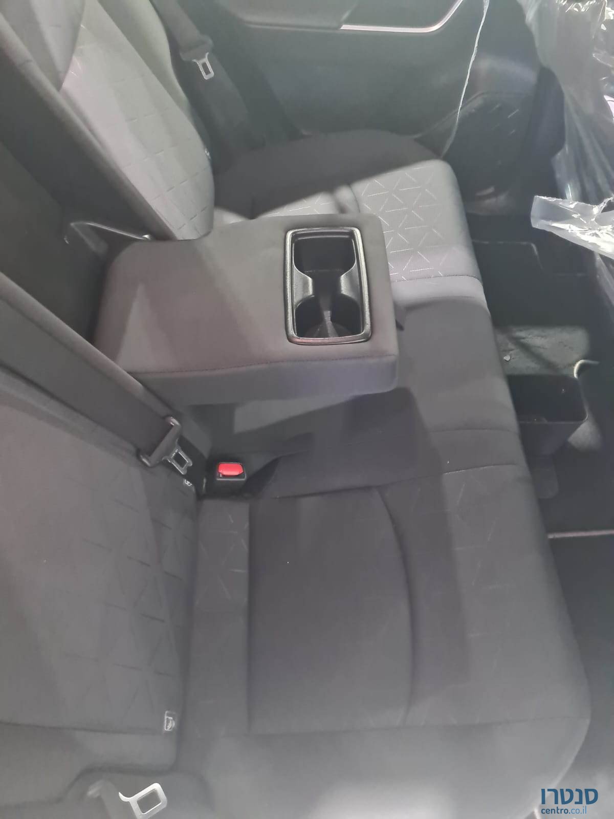 2020' Toyota RAV4 photo #5