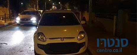 2011' Fiat Punto פיאט פונטו photo #3