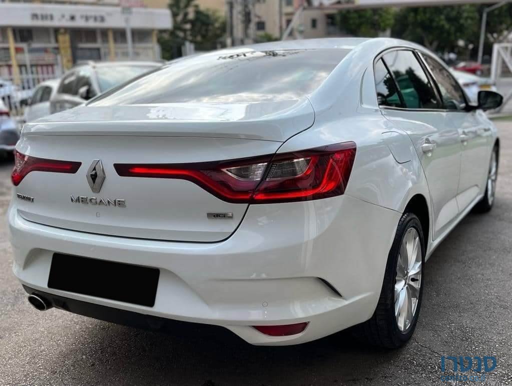 2019' Renault Megane Grand Coupe photo #3