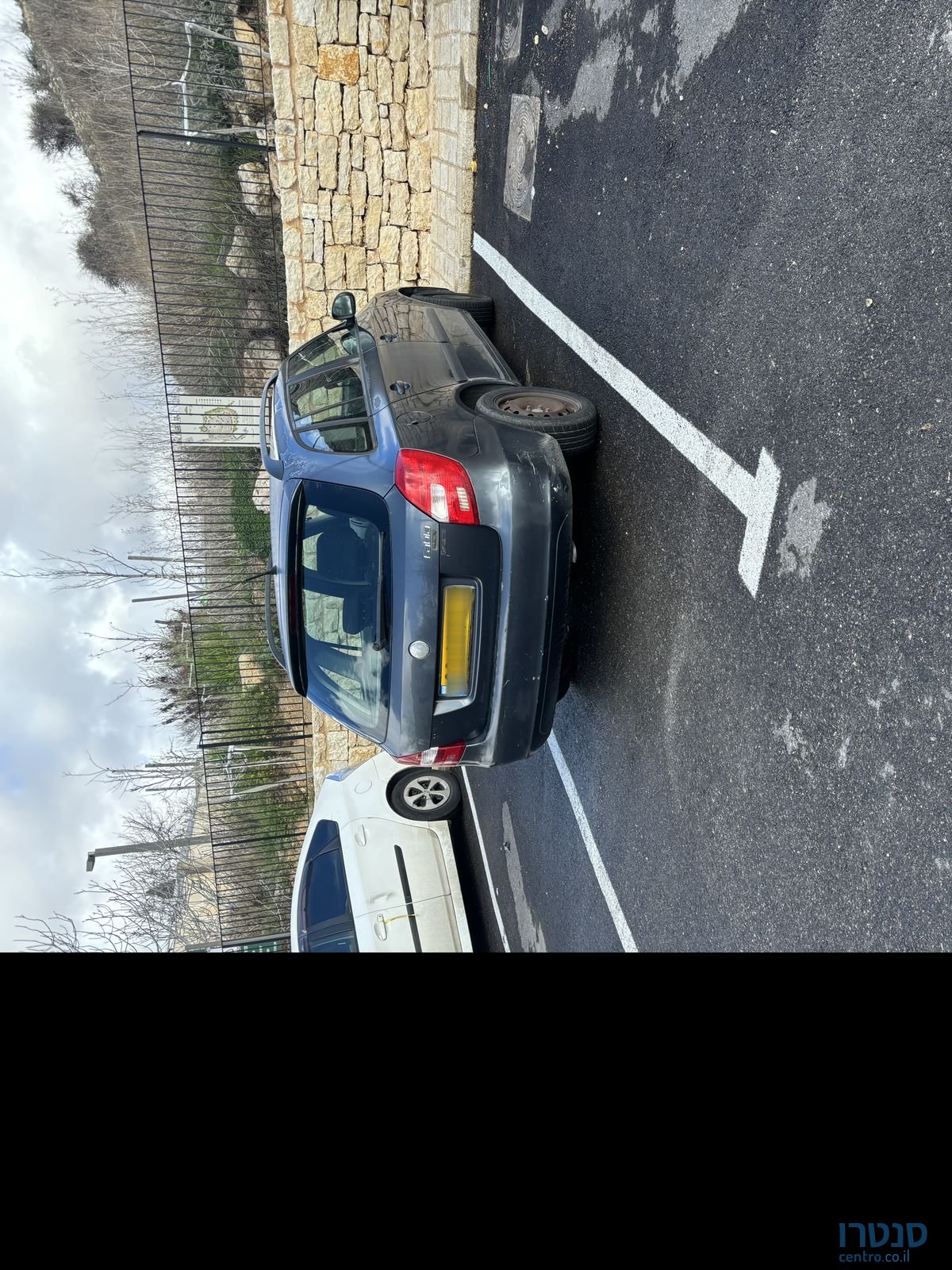 2009' Skoda Fabia סקודה פאביה photo #3