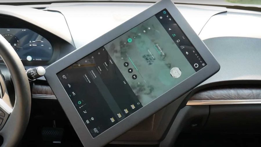 Mitsubishi Electric Testing Rotating Infotainment System In Acura MDX