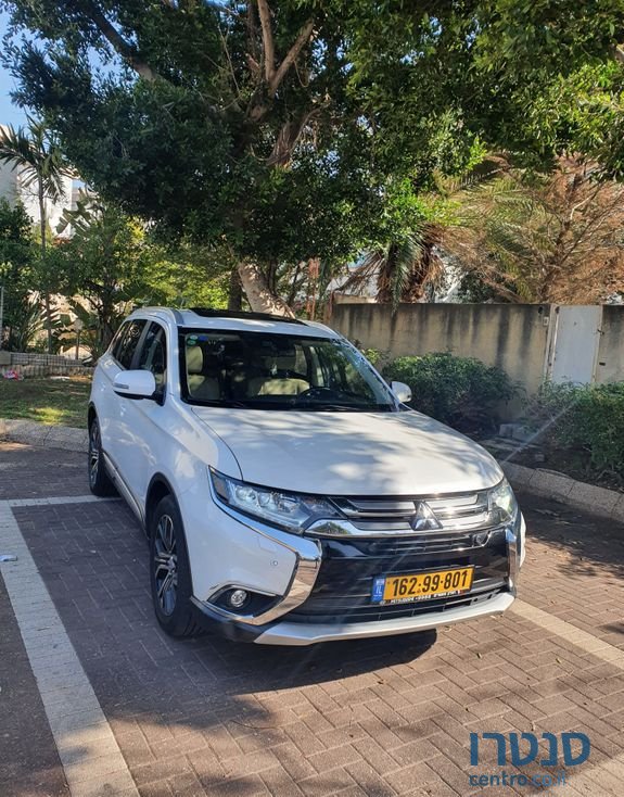 2017' Mitsubishi Outlander מיצובישי אאוטלנדר photo #6