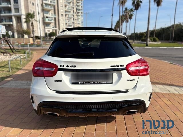 2016' Mercedes-Benz GLA מרצדס-בנץ photo #2