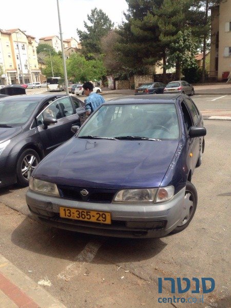 1996' Nissan Almera photo #1