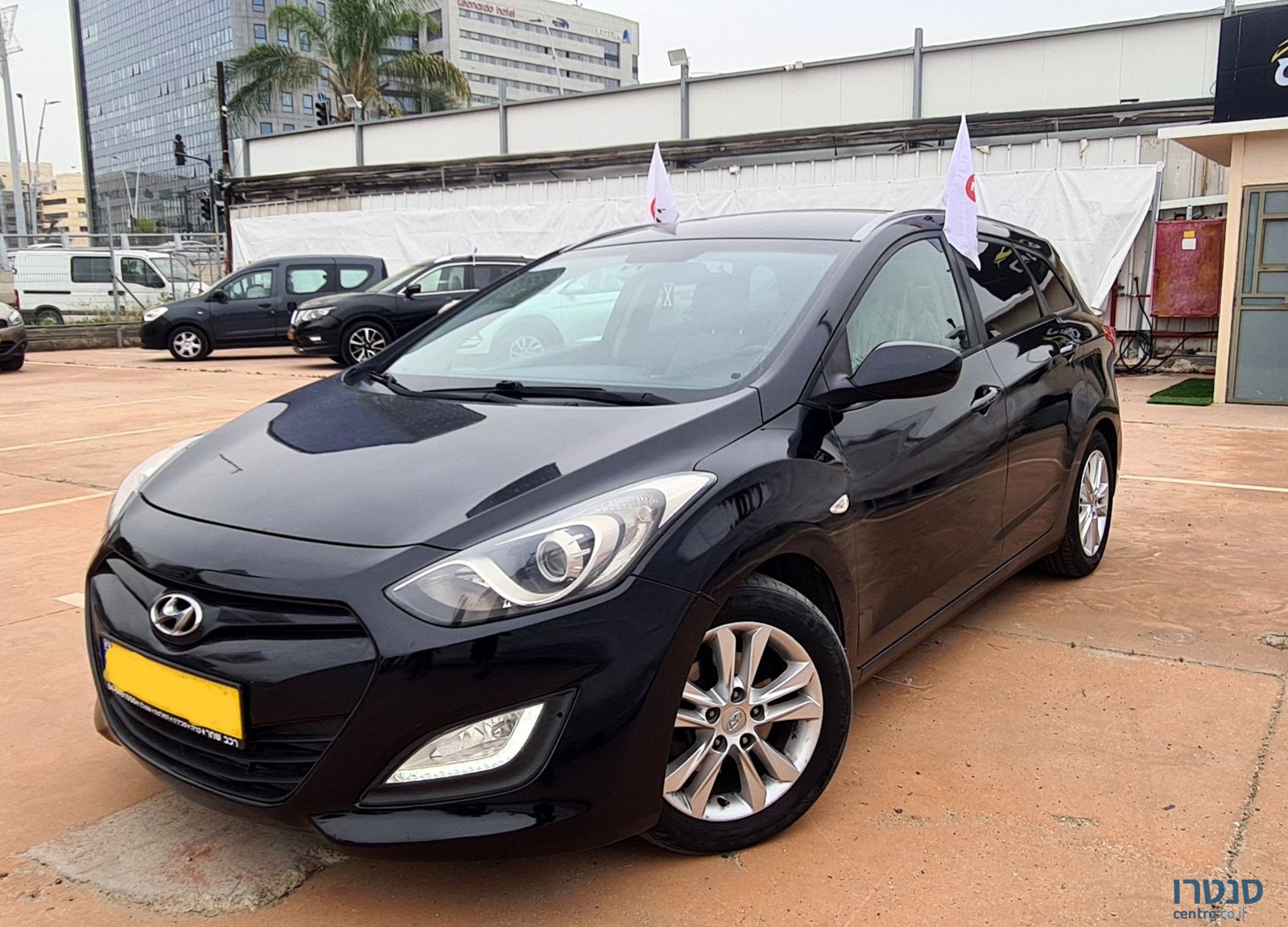 2015' Hyundai i30 יונדאי photo #2