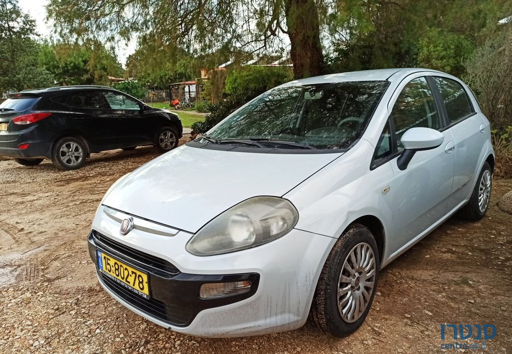 2011' Fiat Punto Evo פיאט פונטו איבו photo #1