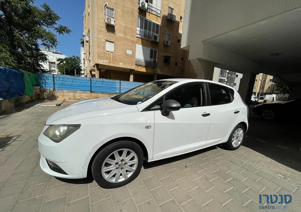2013' SEAT Ibiza סיאט איביזה photo #3