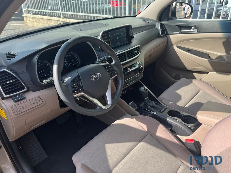 2019' Hyundai Tucson photo #2