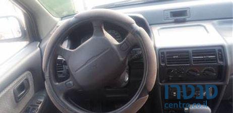 2001' Mitsubishi Space Wagon מיצובישי ספייסווגן photo #4