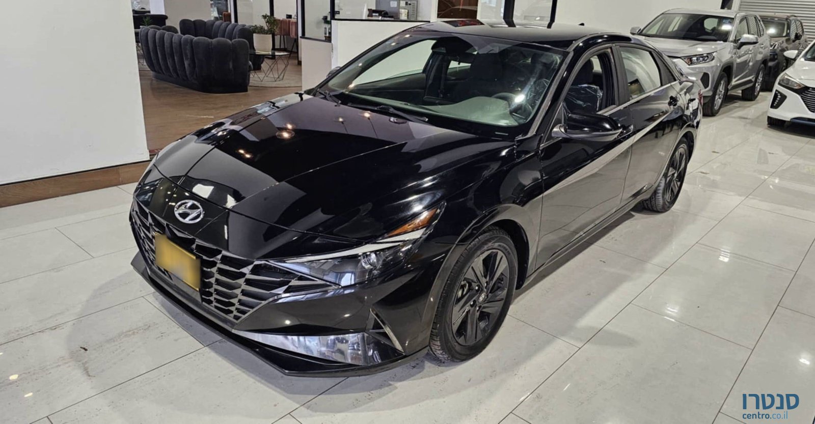 2022' Hyundai Elantra photo #3