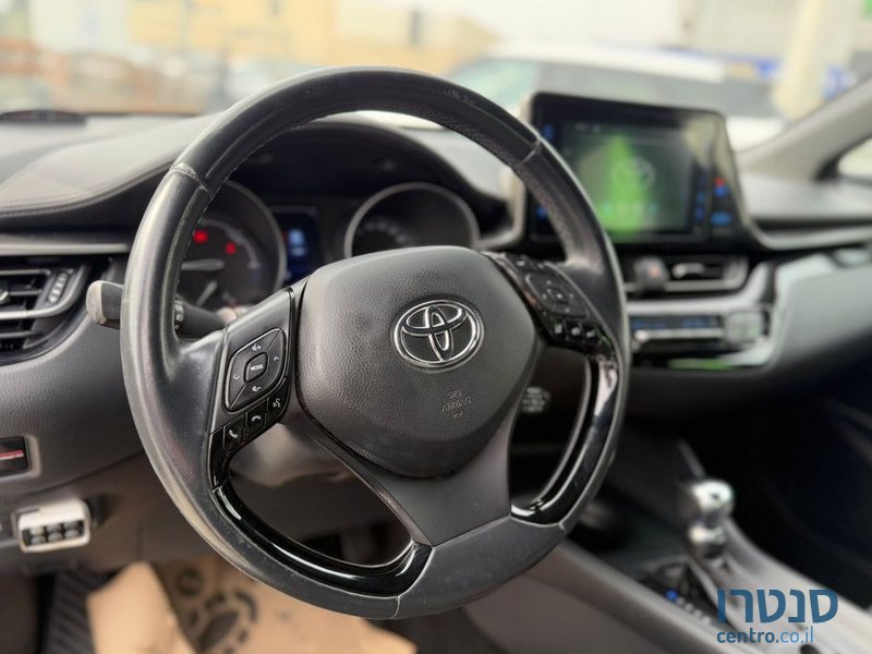 2018' Toyota C-HR טויוטה photo #6