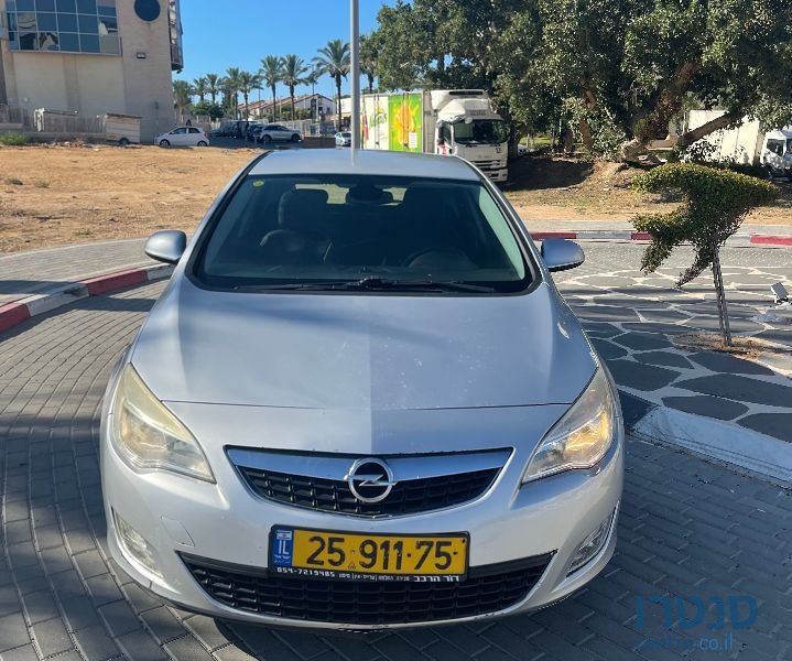 2012' Opel Astra אופל אסטרה photo #5