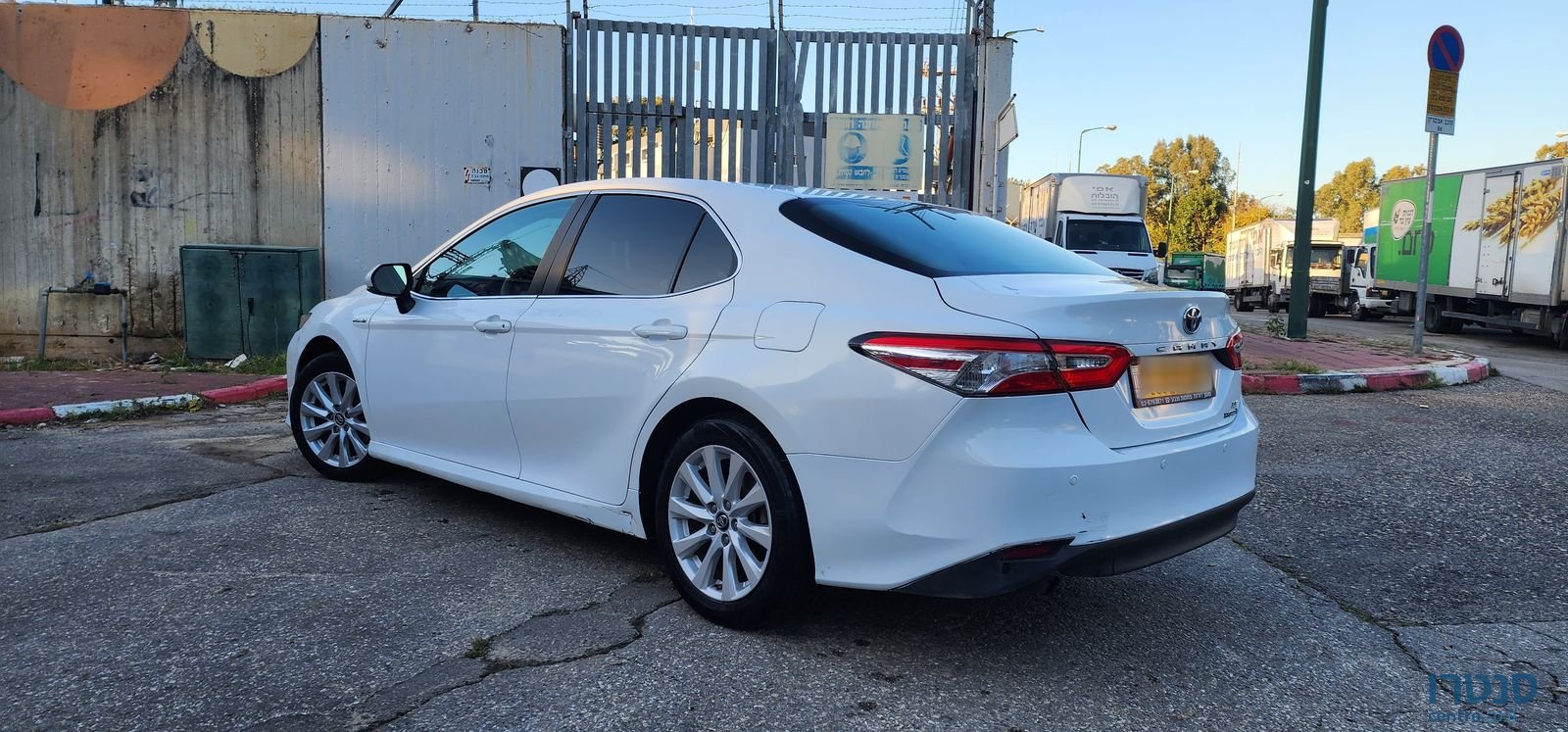 2018' Toyota Camry טויוטה קאמרי photo #1