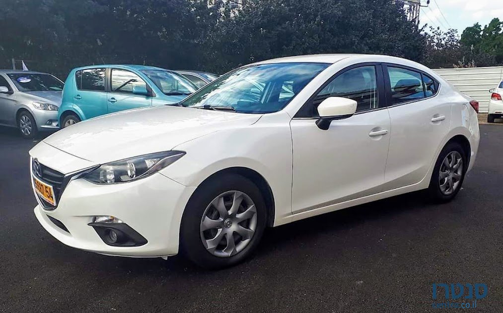 2016' Mazda 3 photo #1