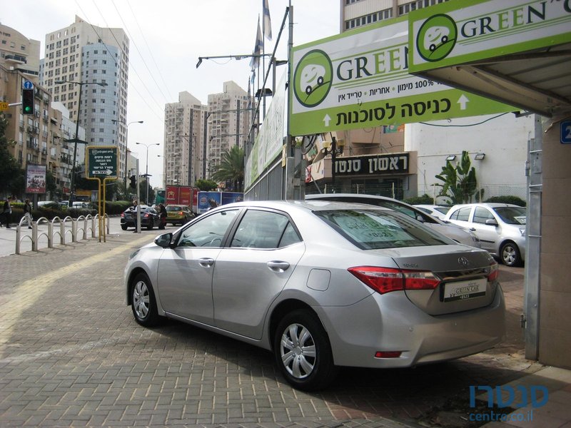 2014' Toyota Corolla photo #4