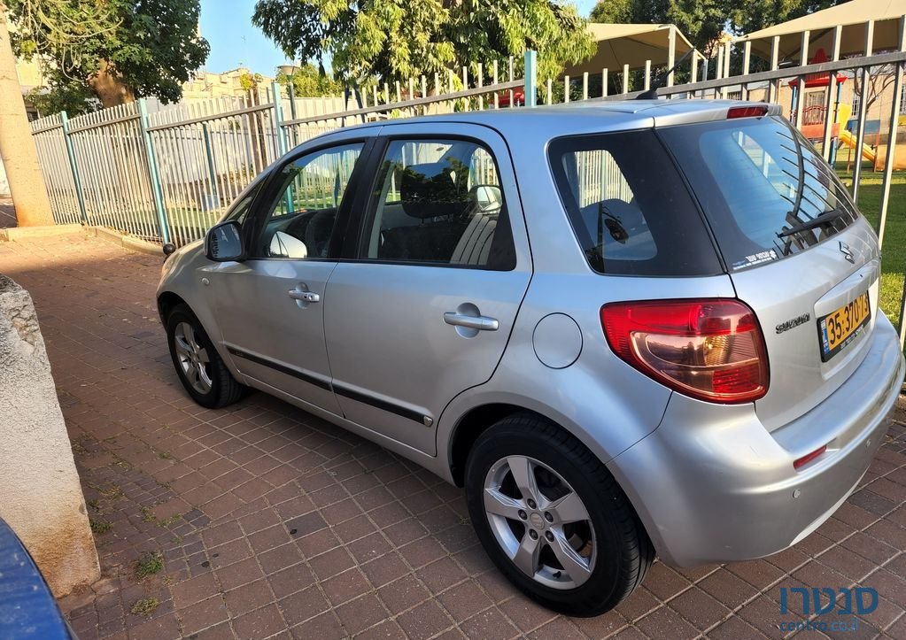 2010' Suzuki SX4 סוזוקי photo #1
