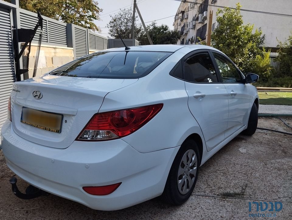 2016' Hyundai i25 יונדאי photo #2