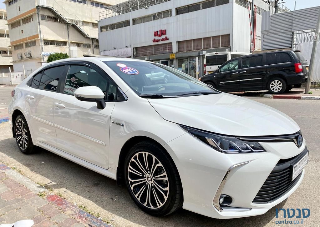 2020' Toyota Corolla טויוטה קורולה photo #2