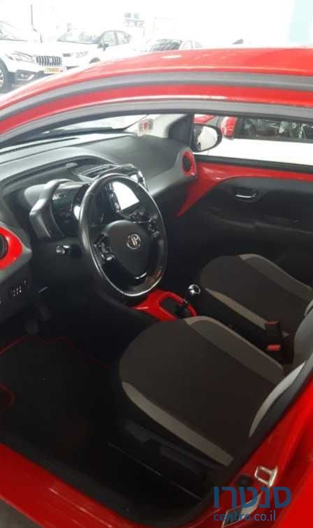 2020' Toyota Aygo טויוטה אייגו photo #5