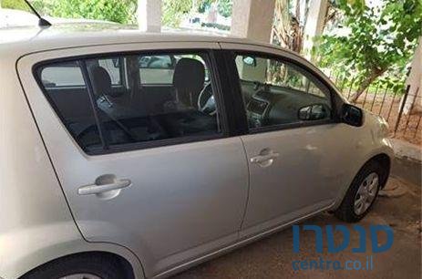 2008' Daihatsu Sirion דייהטסו סיריון photo #2