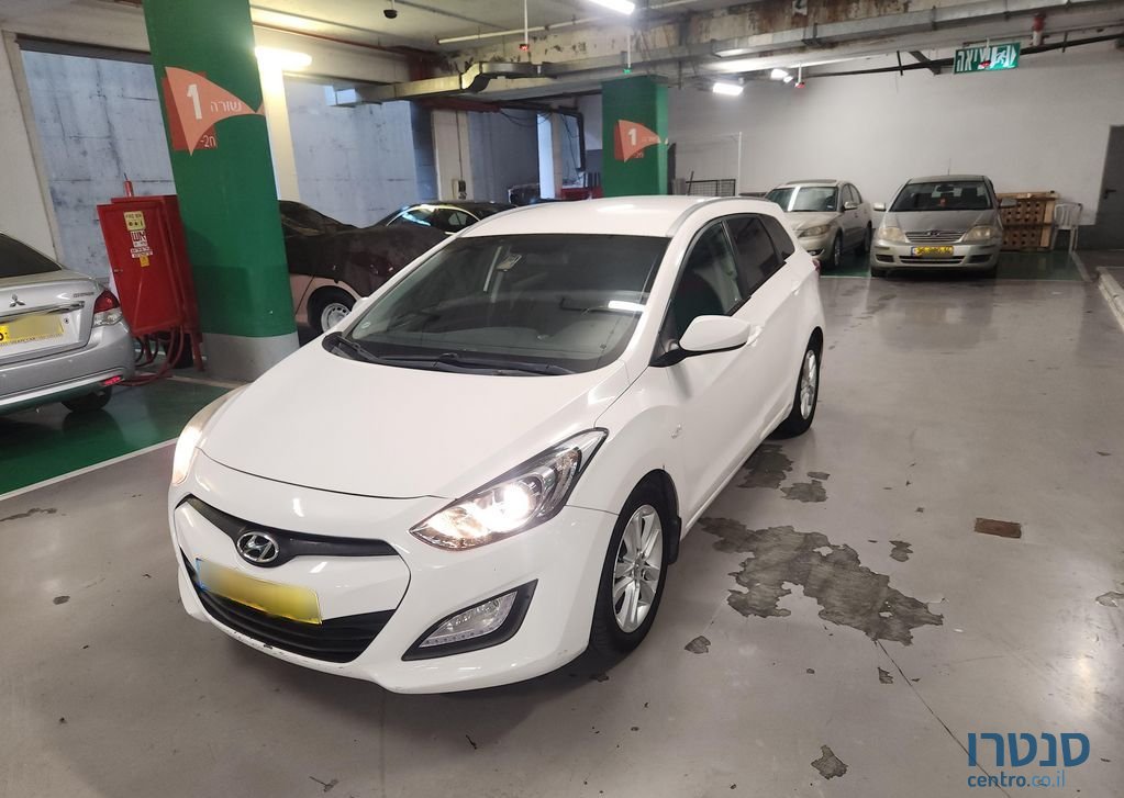 2014' Hyundai i30 יונדאי photo #5