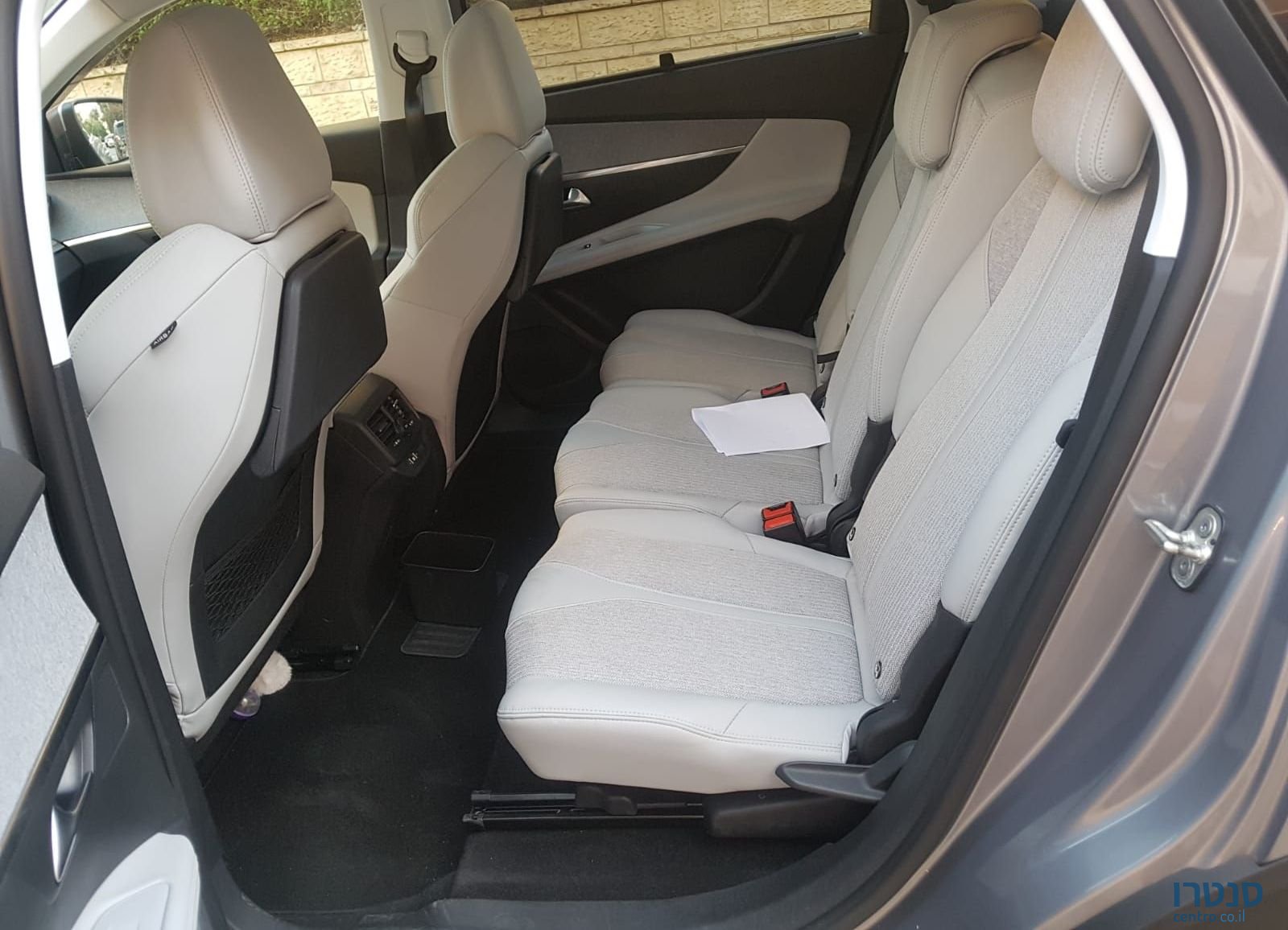 2020' Peugeot 5008 פיג'ו photo #2