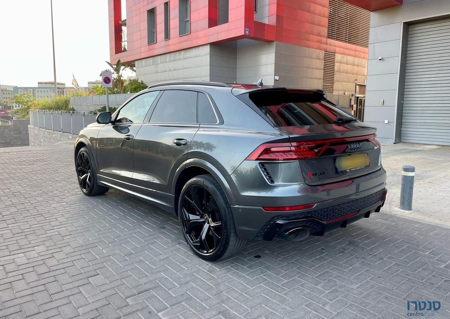 2022' Audi RS Q8 אאודי photo #3