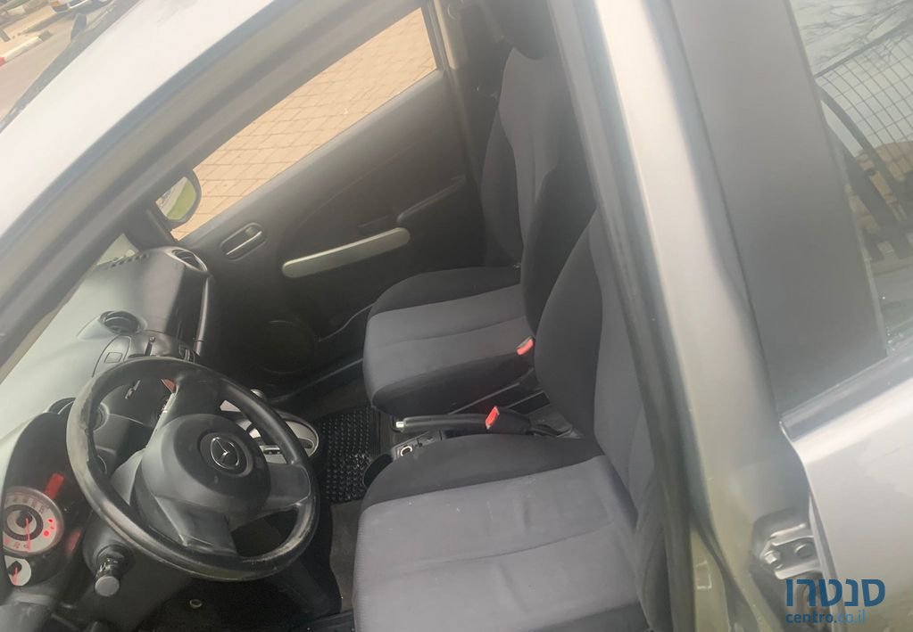 2010' Mazda 2 מאזדה photo #5