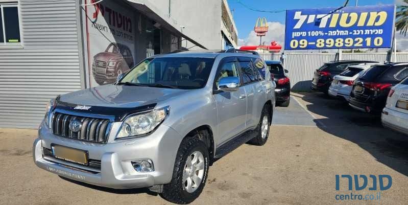 2010' Toyota Land Cruiser טויוטה לנד קרוזר photo #2