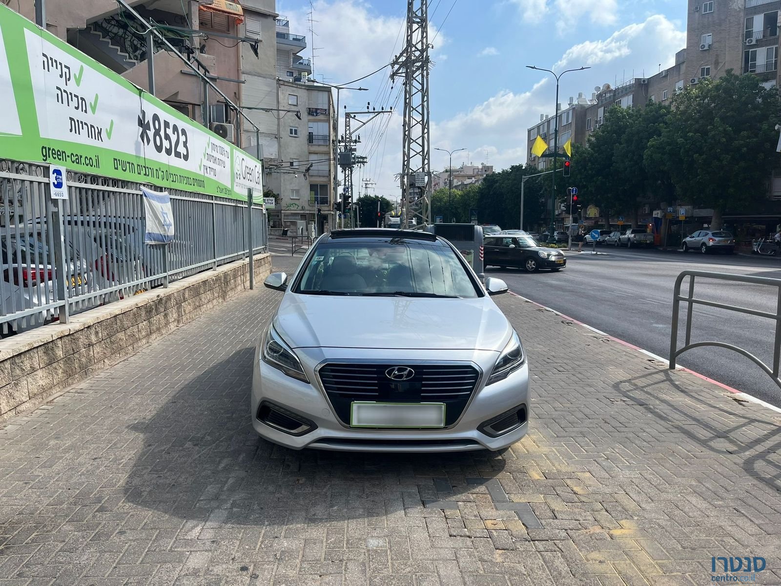 2017' Hyundai Sonata photo #3