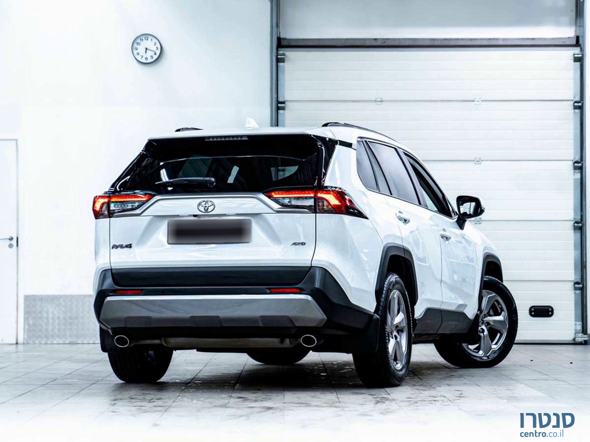 2020' Toyota RAV4 photo #4