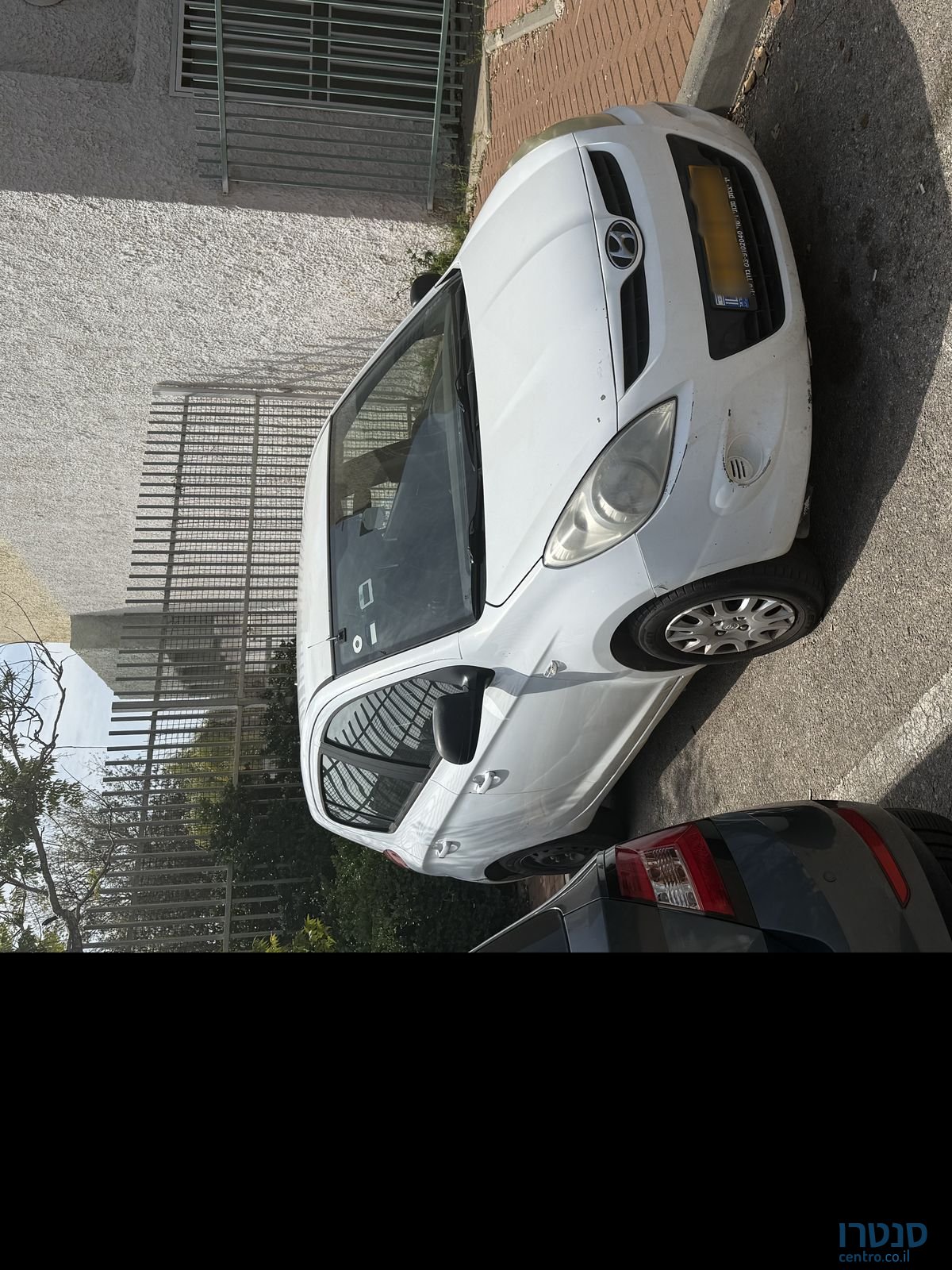 2009' Hyundai i20 יונדאי photo #1