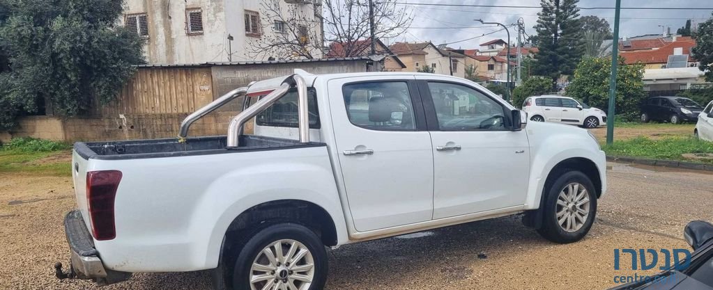 2020' Isuzu 4X4 D-Max איסוזו photo #5
