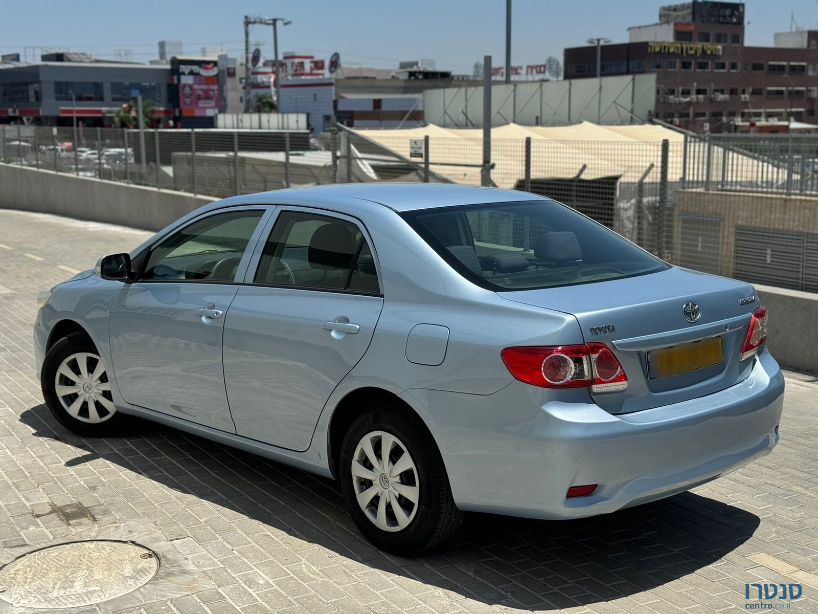 2012' Toyota Corolla photo #3