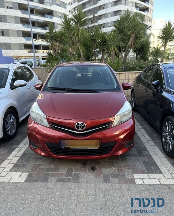 2014' Toyota Yaris טויוטה יאריס photo #1