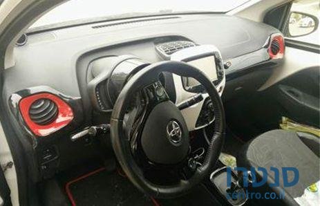 2016' Toyota Aygo טויוטה אייגו photo #3