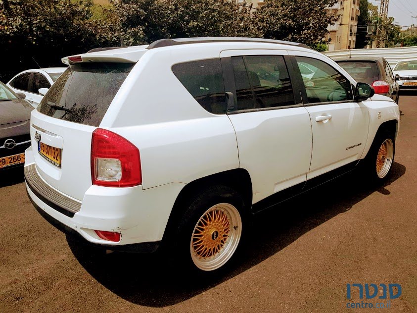 2015' Jeep Compass photo #2